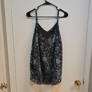 Torrid 1x Floral Grey and Blue Sophie Top